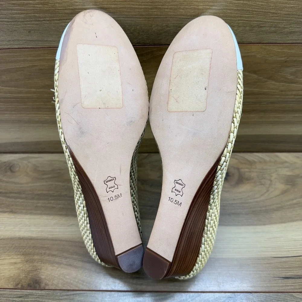 Tory Burch Wicker Raffia Wedge Pumps 10.5 M White Natural Bow Cap Toe Low Heel